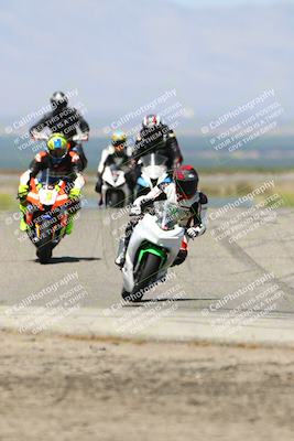 media/May-25-2025-Lets Ride (Sun) [[0ff033e448]]/B Group/1120am (Grapevine)/